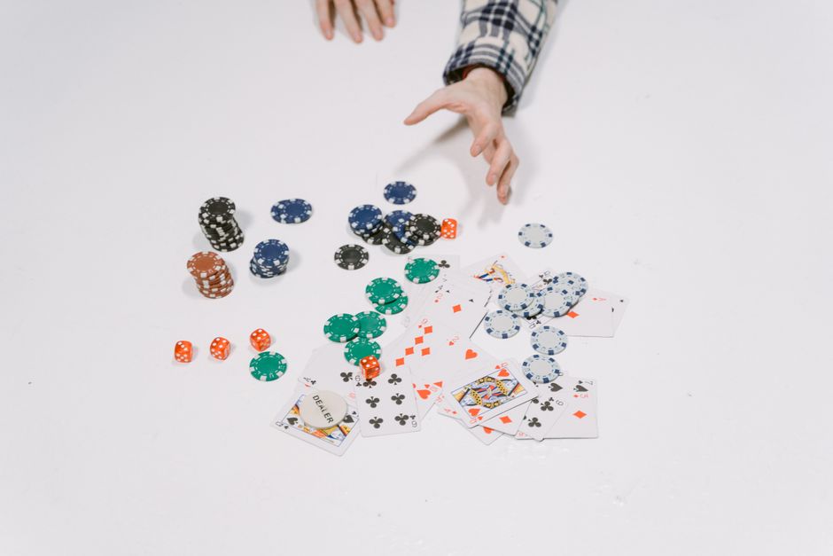 Slots vs. Poker vs. Sports Betting: Which iGaming Game Fits You?
