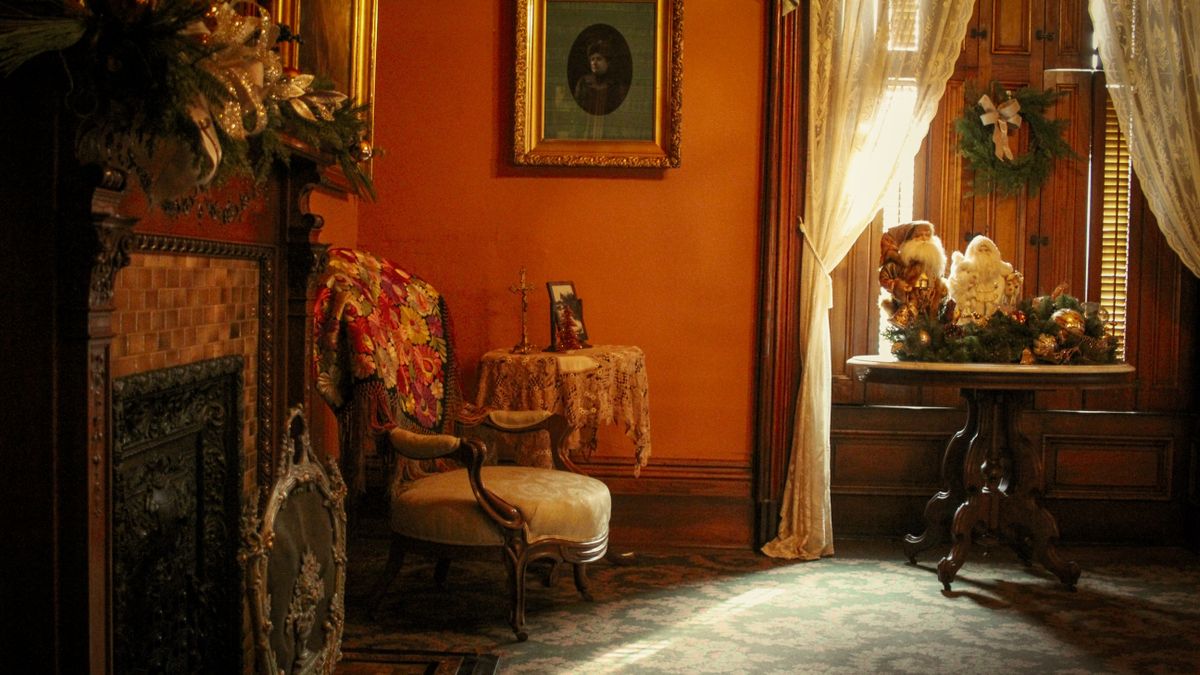 Decorating a Small Bathroom with Period Style Tiles