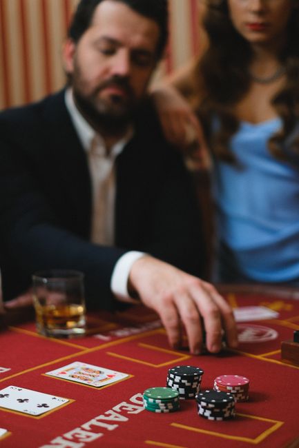 Slots, Poker, and the Thin Line Between Luck and Skill